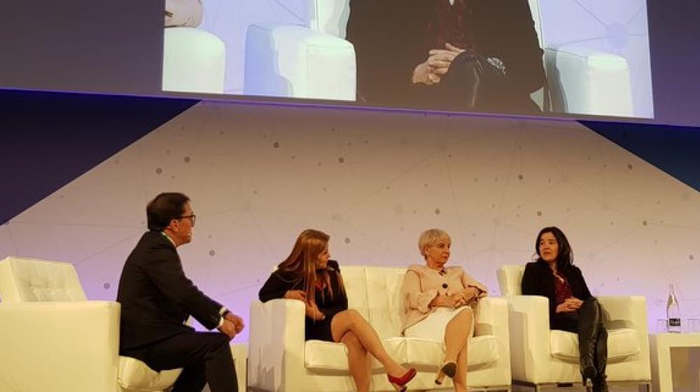 Sylvia Constaín, La ministra de las Tecnologías de la Información y las Comunicaciones (TIC) de Colombia 