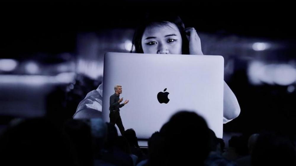Craig Federighi, vicepresidente Senior de Ingeniería de Software en Apple, habla sobre Mac OS Catalina durante el discurso de apertura en la Conferencia Mundial de Desarrolladores de Apple.