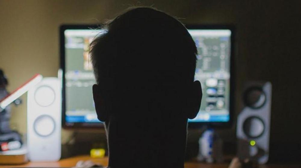 Los usuarios son grabados viendo porno.