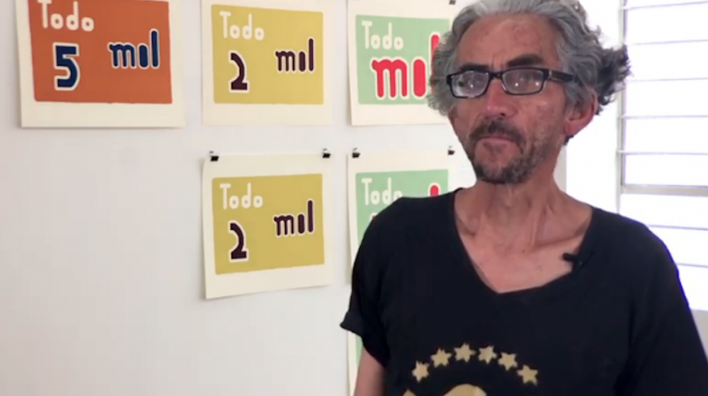 Antonio Caro, artista conceptual.