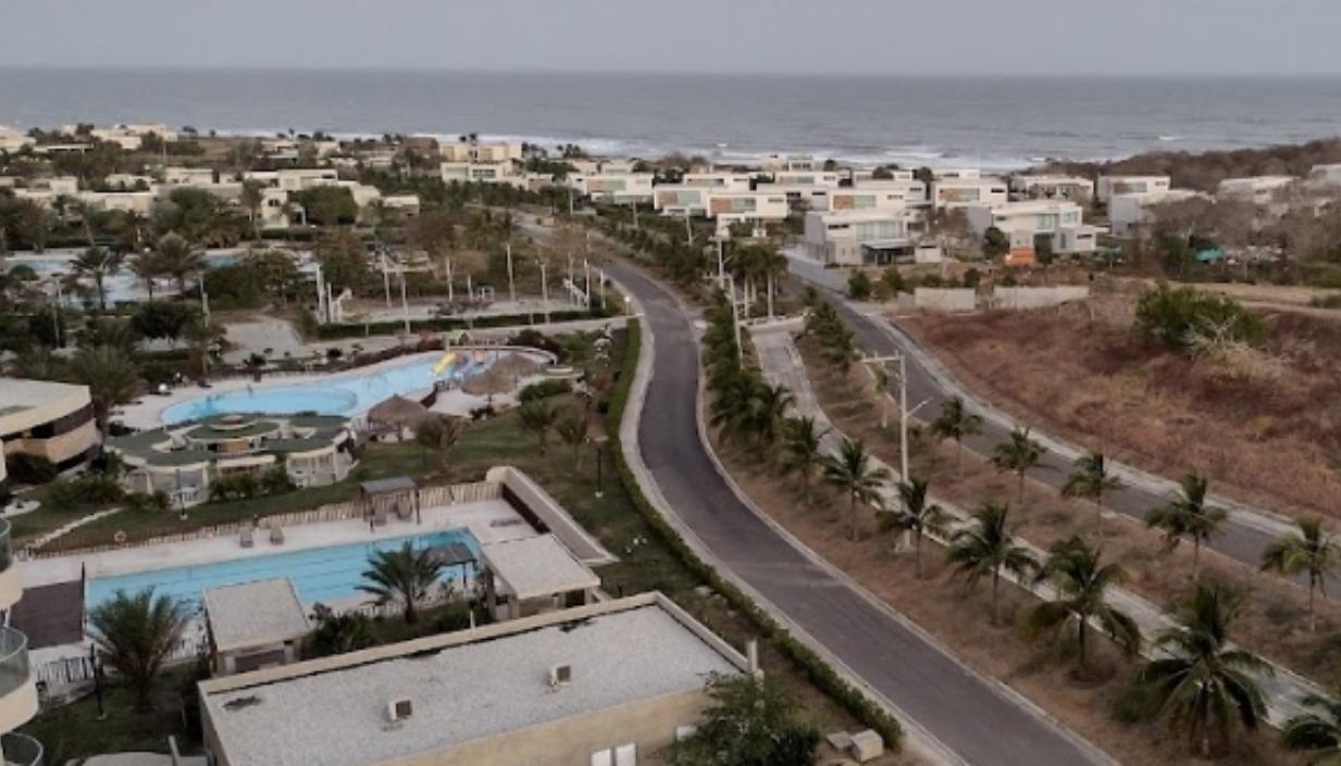 Condomino residencial Agua Marina. 