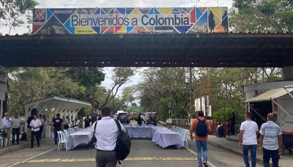 Apertura puente internacional José Antonio Páez.