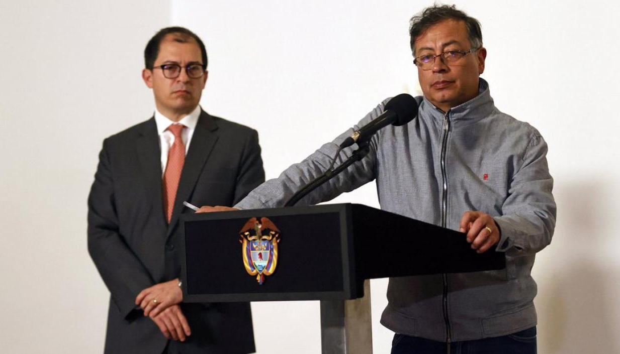 Fiscal Barbosa y Presidente Petro