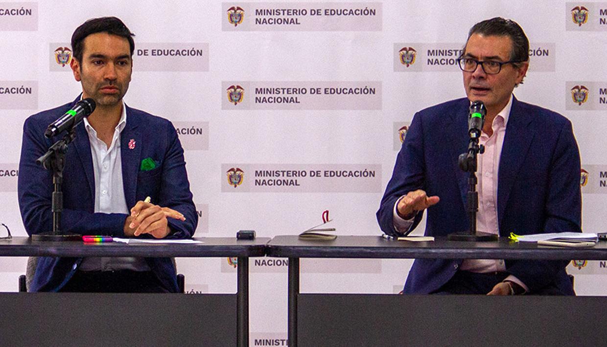 El presidente del Icetex, Mauricio Toro, y el Ministro de Educación, Alejandro Gaviria.