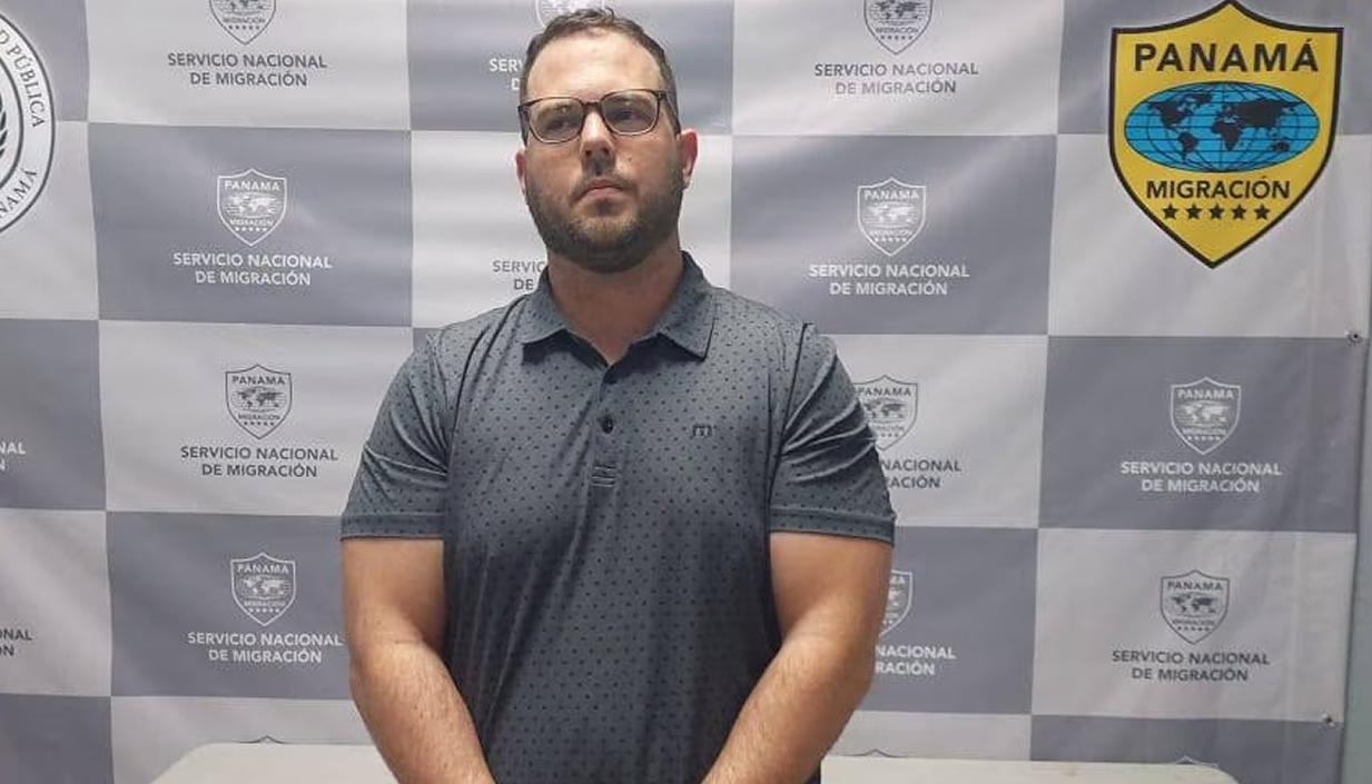 John Poulos, capturado en Panamá.
