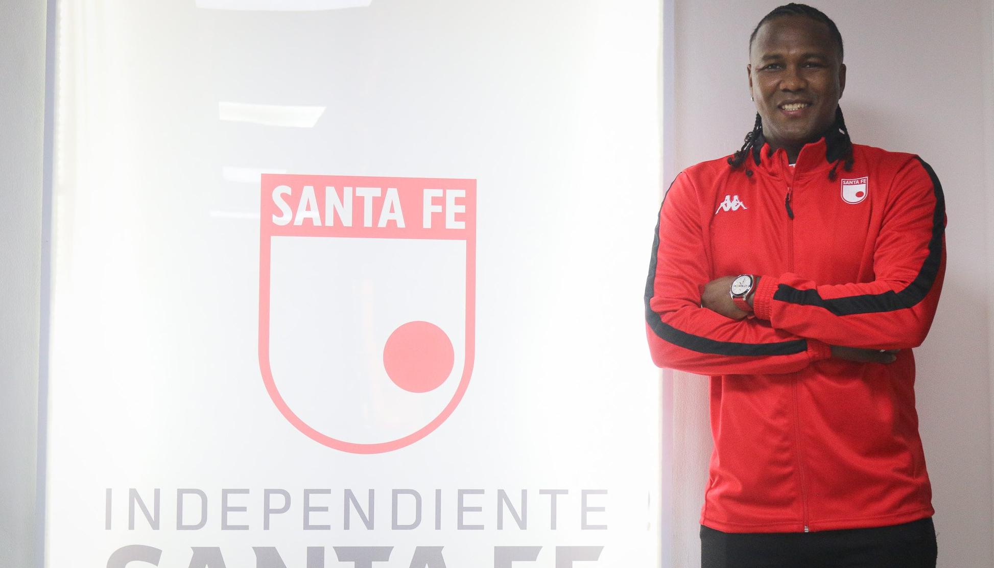 Hugo Rodallega retorna al fútbol colombiano después de 18 años.