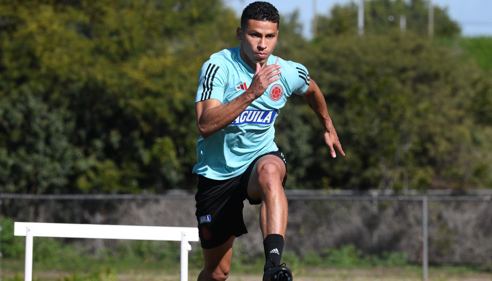 Alexis Pérez, defensa central barranquillero del Giresunspor de Turquía.