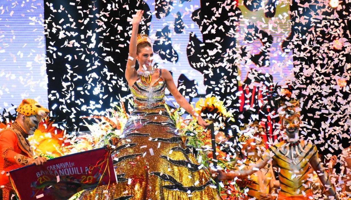 Isabella Chams, Reina del Carnaval 2020, en la lectura de su Bando.