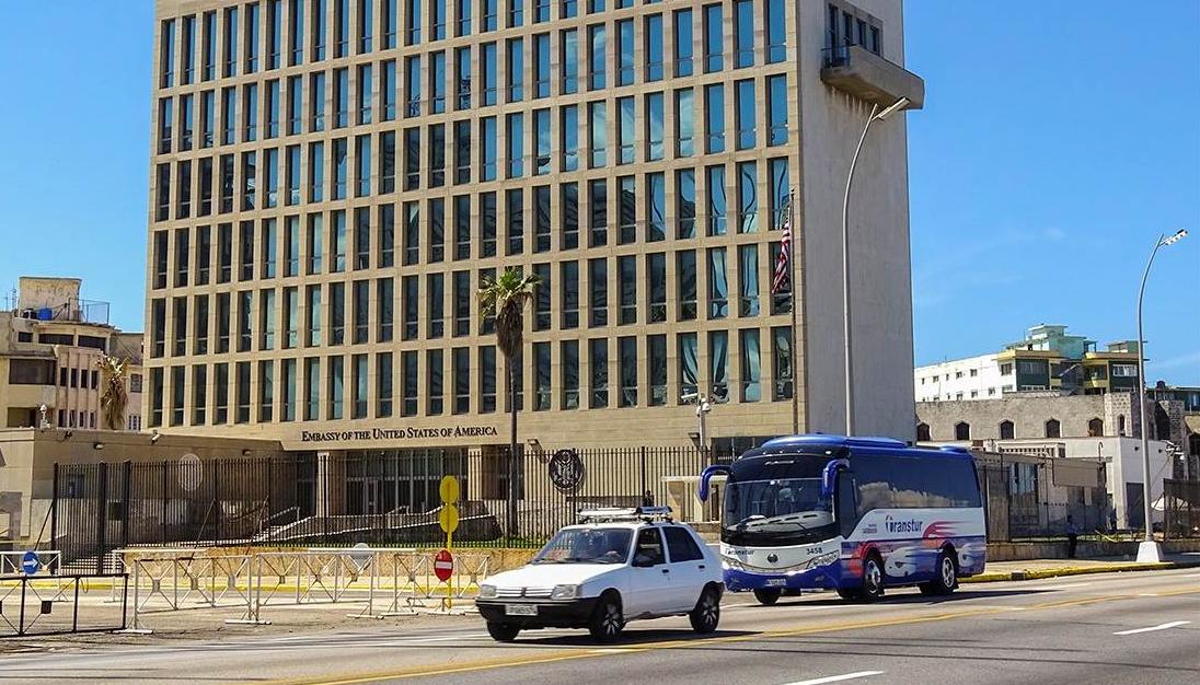 Sede de la embajada norteamericana en La Habana.