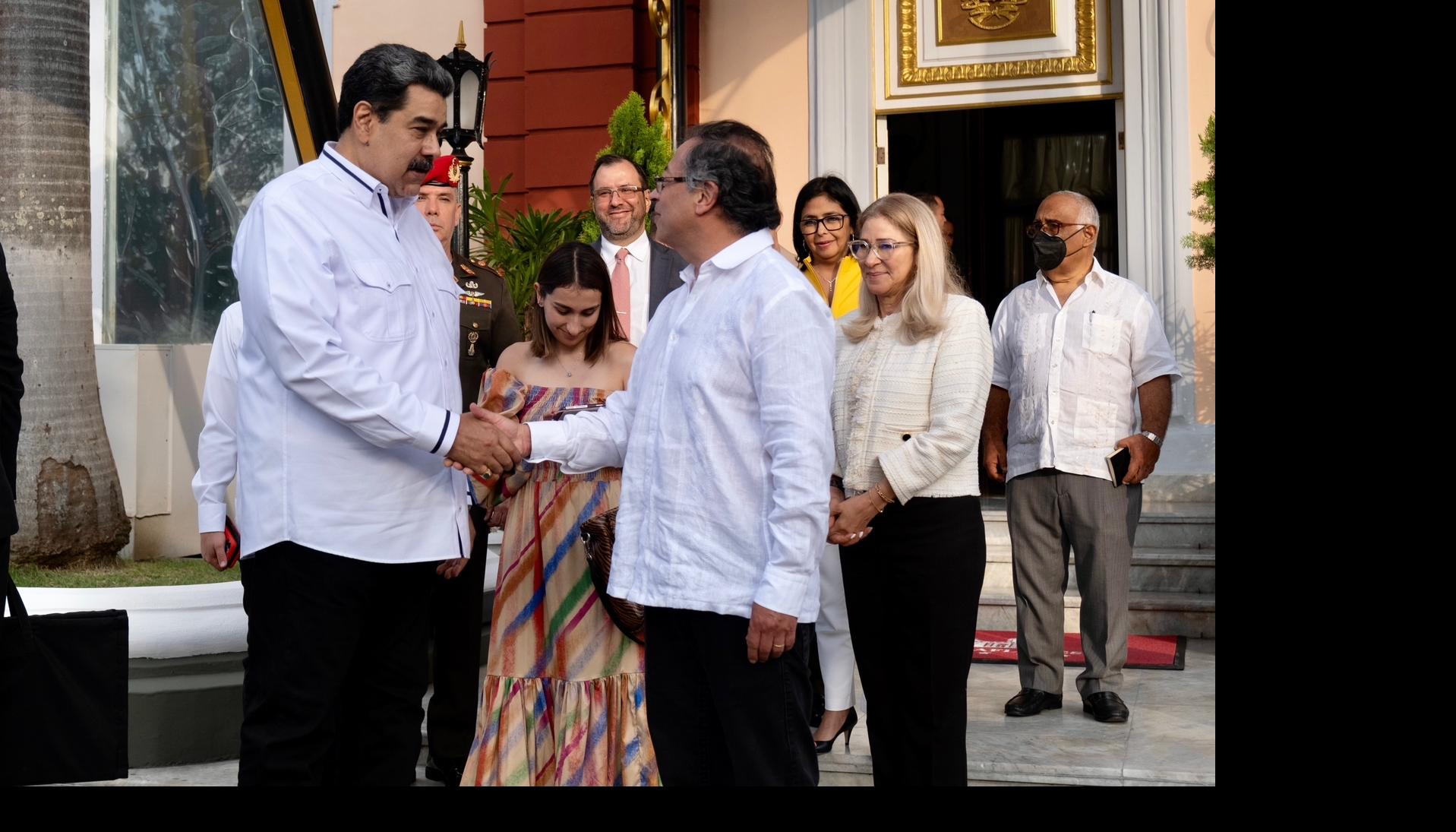 Nicolás Maduro recibió a Gustavo Petro en el Palacio de Miraflores.