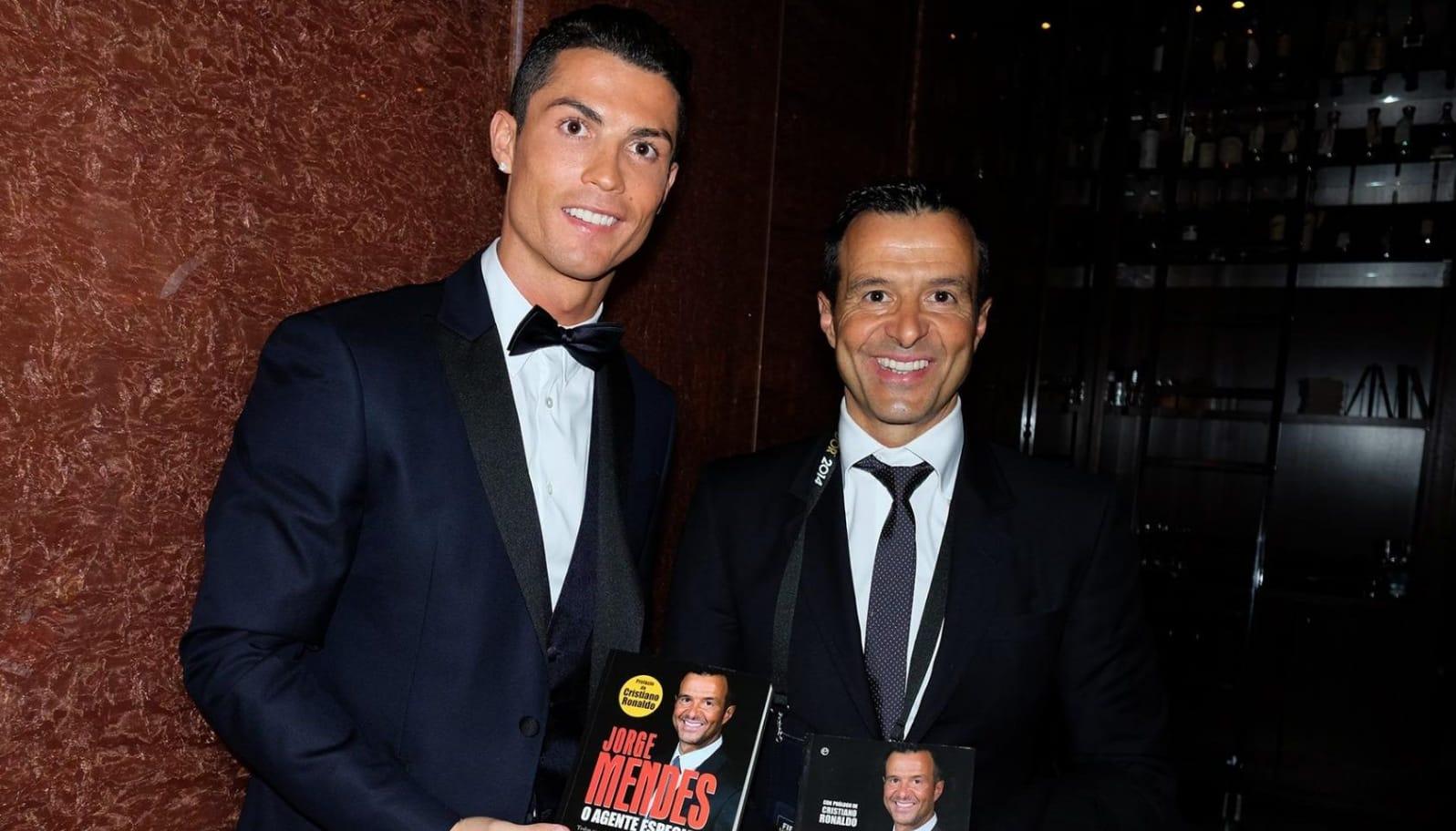 Cristiano Ronaldo y su antiguo representante Jorge Mendes.