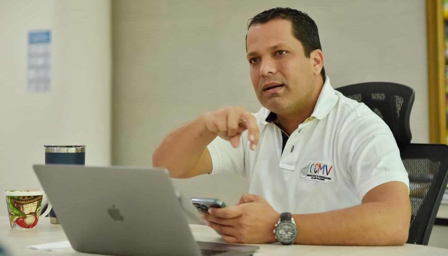 Luis Monsalvo Gnecco, suspendido gobernador del Cesar.