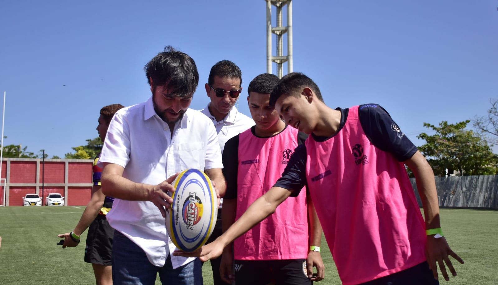 El rugby es uno de los deportes escogidos para iniciar la alianza.