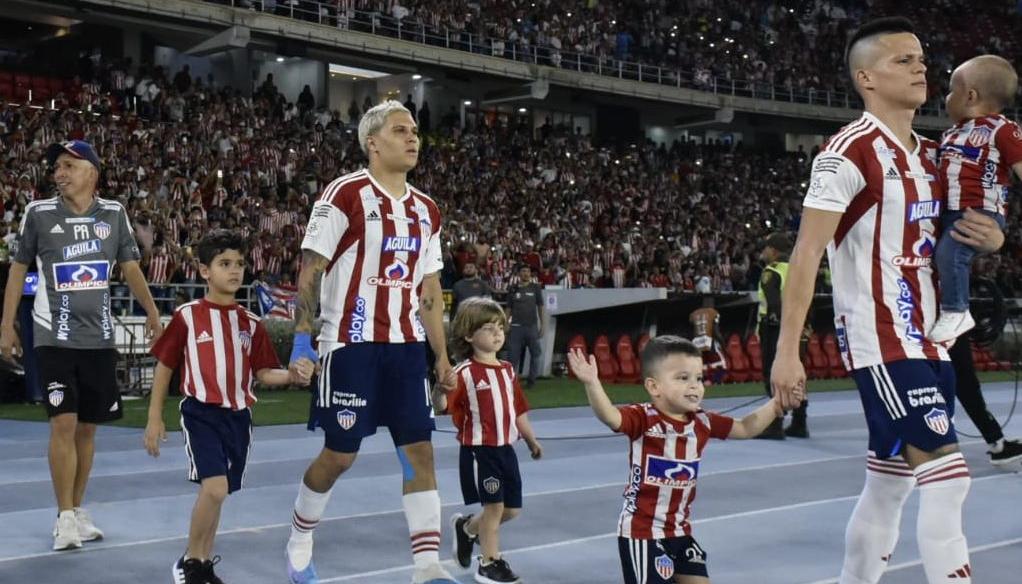 Juan Fernando Quintero y Wálmer Pacheco, jugadores del Junior. 