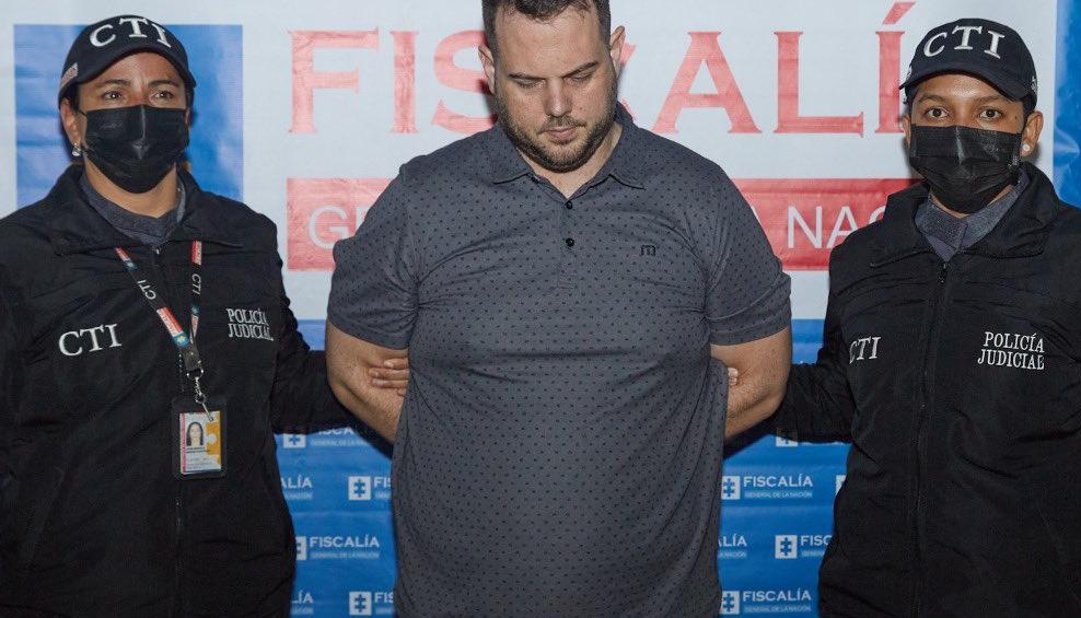John Poulos, enviado a la cárcel.
