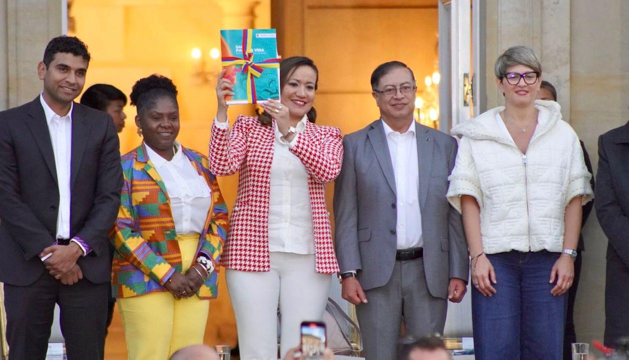 Presentación de la reforma a la salud.