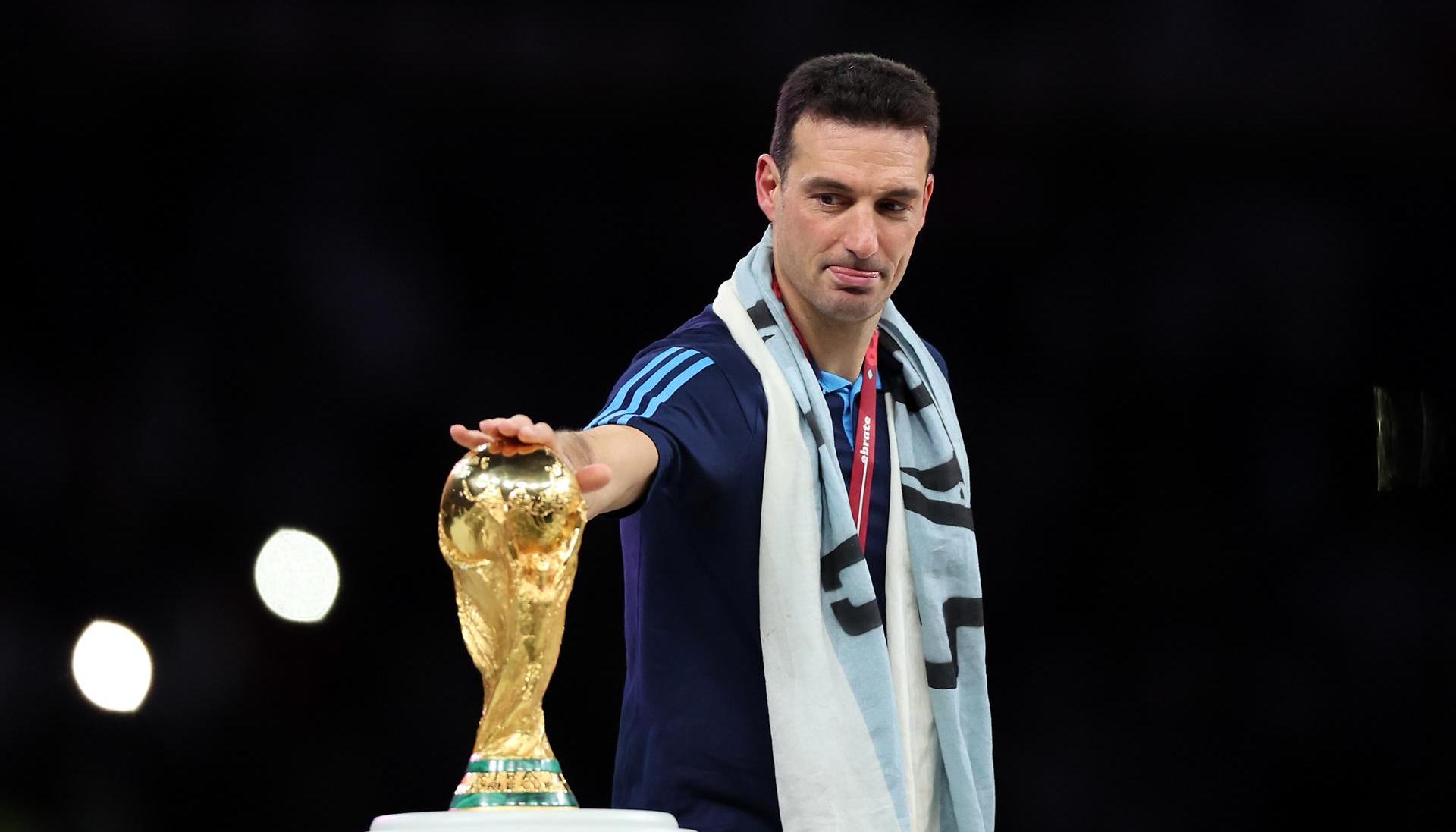 Lionel Scaloni, entrenador campeón del mundo con Argentina.