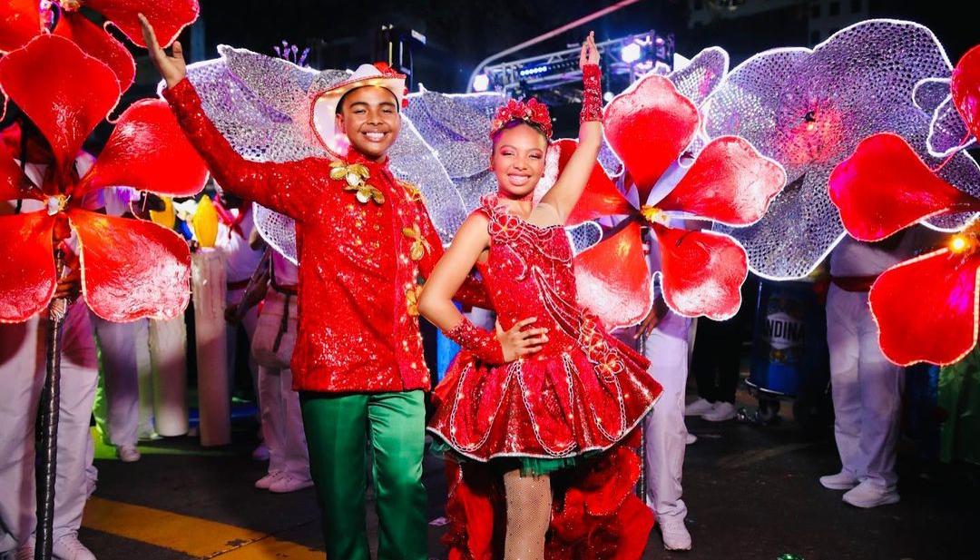 Tahiana Rentería y Diego Chelia, en el desfile de La Guacherna.
