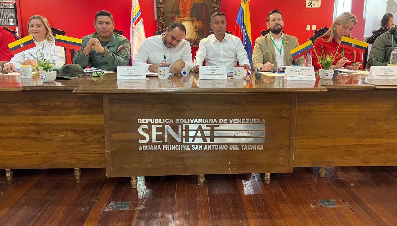 Encuentro binacional de turismo.