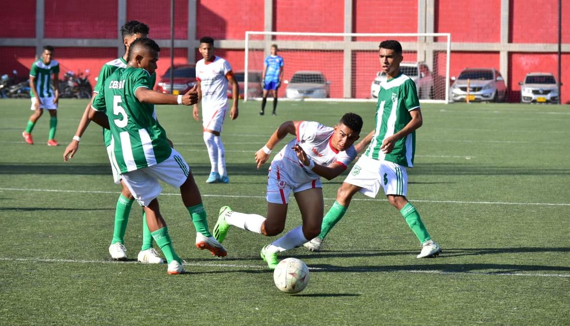 Acción del partido entre Atlántico y Cesar. 