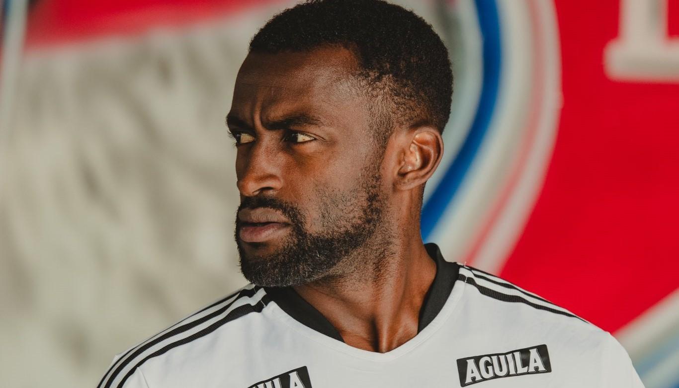 Jackson Martínez aspiraba regresar al fútbol con el Medellín.