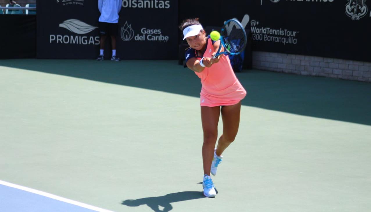 La peruana Lucciana Pérez hizo valer su condición de siembra número dos del torneo.