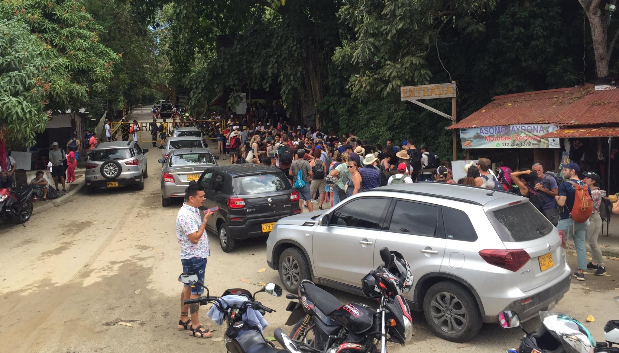 El ingreso al Parque Tayrona es lento y caótico