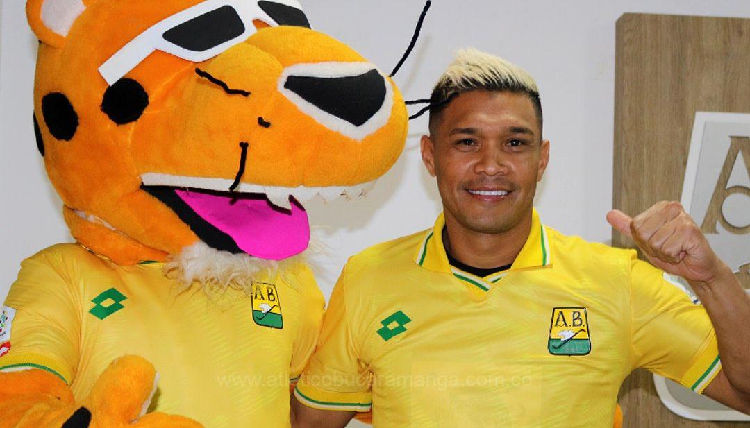 La contratación de Teófilo Gutiérrez fue anunciada el sábado por el Bucaramanga.