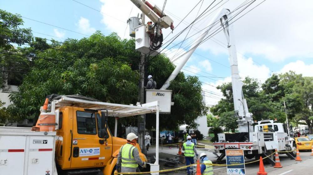 Air-e informó que repondrá aisladores que han sido afectados por la corrosión.