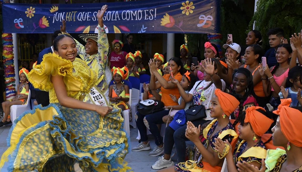 Tahiana Rentería y Diego Chelia en un homenaje a la herencia afro en la Casa del Carnaval.