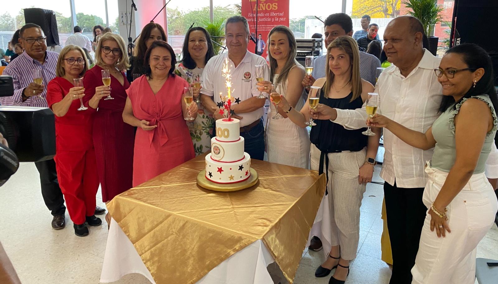 Directivos y docentes de la Universidad Libre de Colombia en los primeros 100 años de la institución