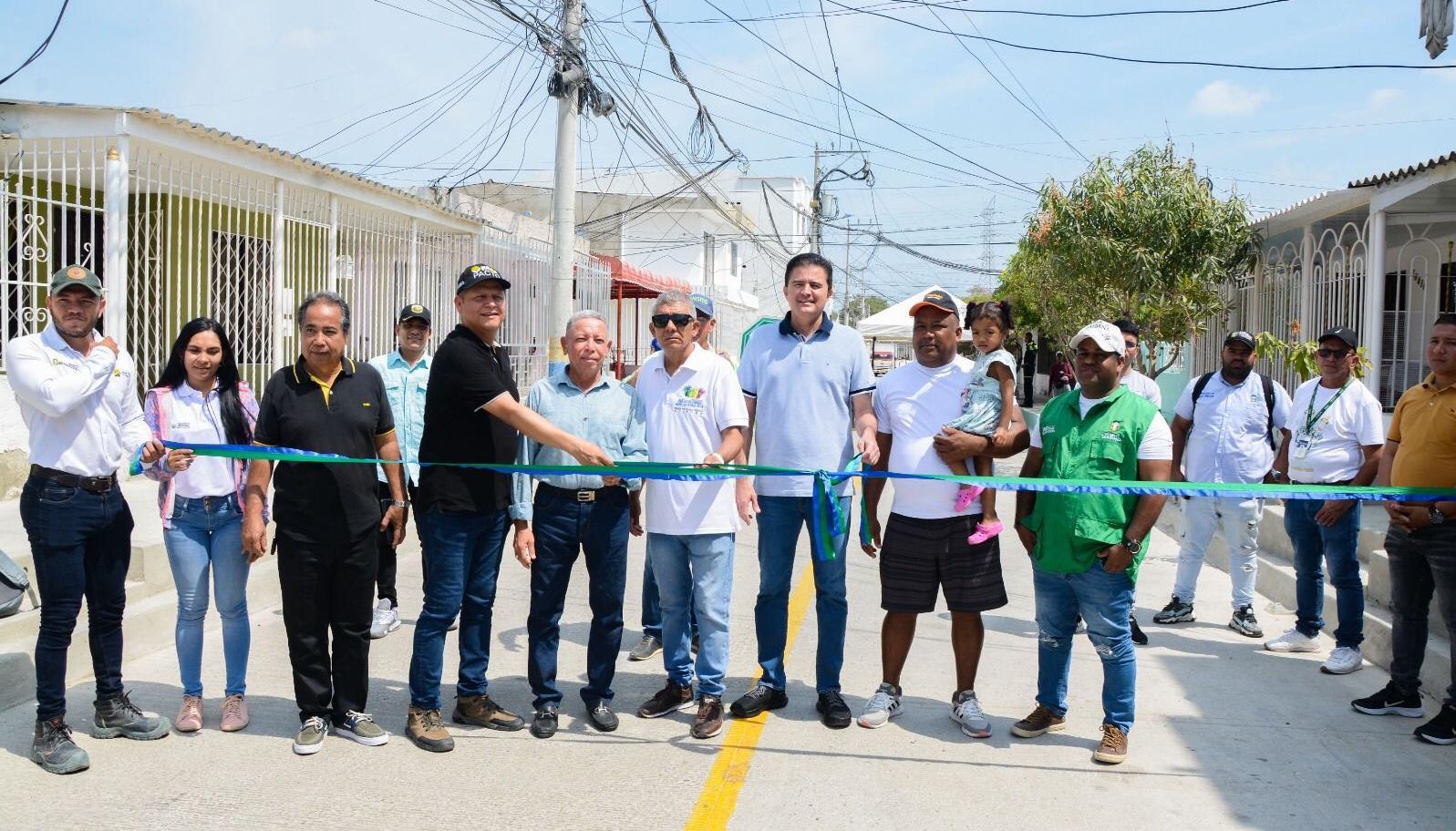 300 metros de pavimento fueron entregados en el barrio Salamanca. 