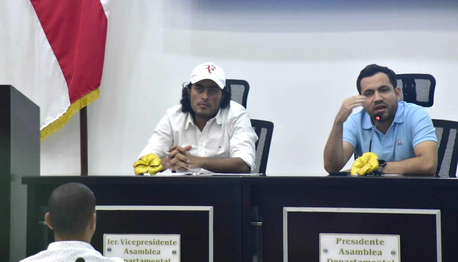 El diputado Nicolás Petro en la sesión de la Asamblea.