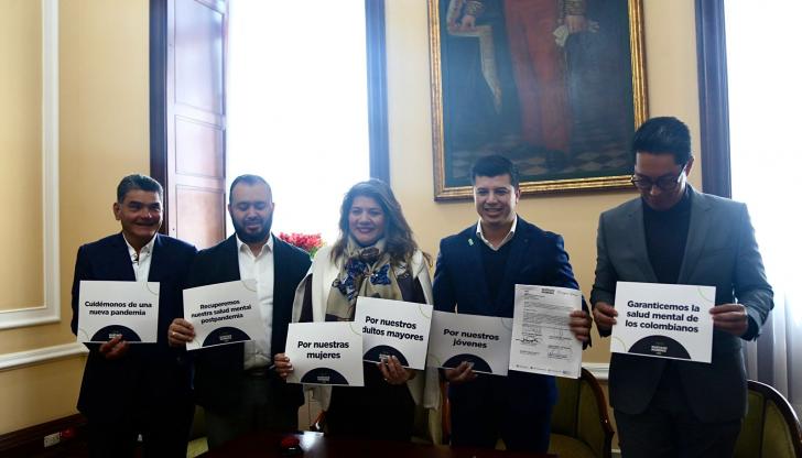Radicación del proyecto de ley en el Senado.