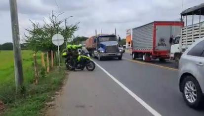 La fuerza pública vigila el retorno de la normalidad en las carreteras del Bajo Cauca y Nordeste Antioqueño