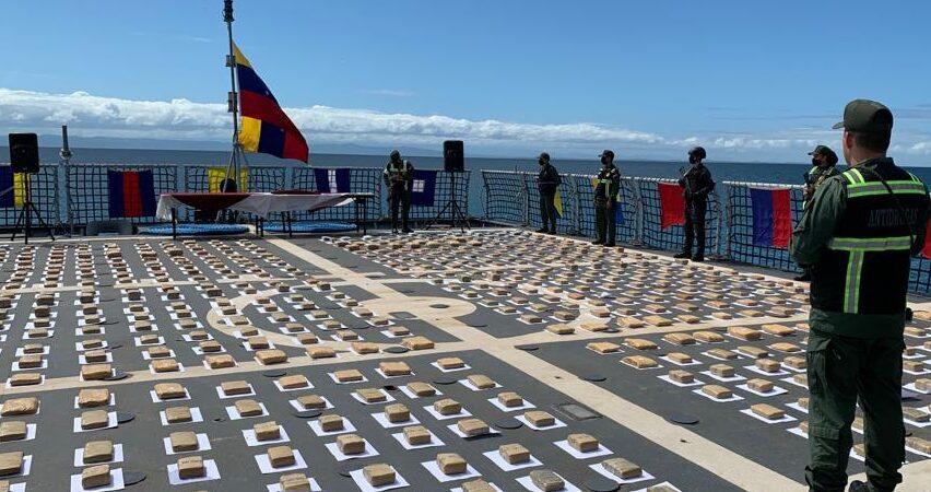 La droga estaba distribuida en 23 bultos envueltos en material sintético.