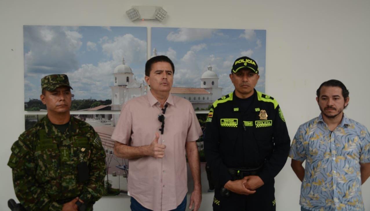 Alcalde de Soledad en reunión con autoridades por ola de asesinatos en el municipio