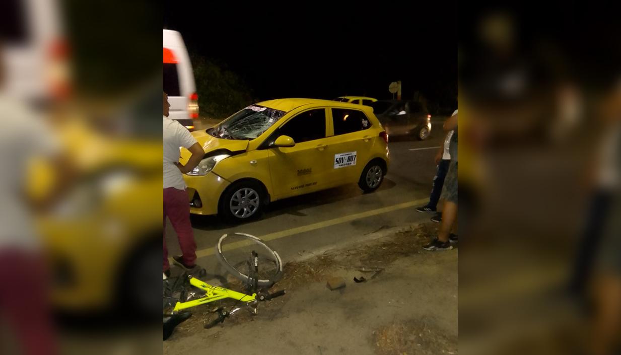 Accidente en la entrada la vereda El Espinal en la noche del sábado.