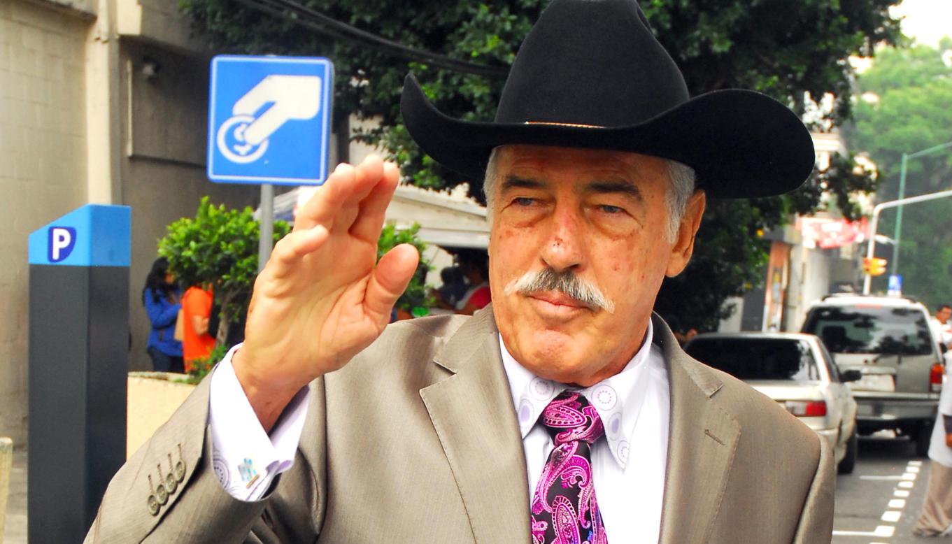 Andrés García (Q:E.P.D.).