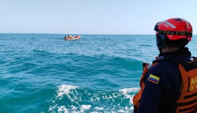 Integrantes de la Armada vigilan la zona de la Alta Guajira