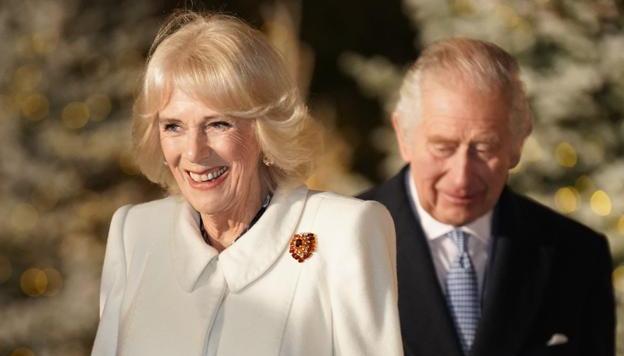 Camilla Parker Bowles y Carlos III. 