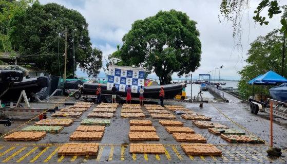Marihuana incautada por la Armada Nacional. 