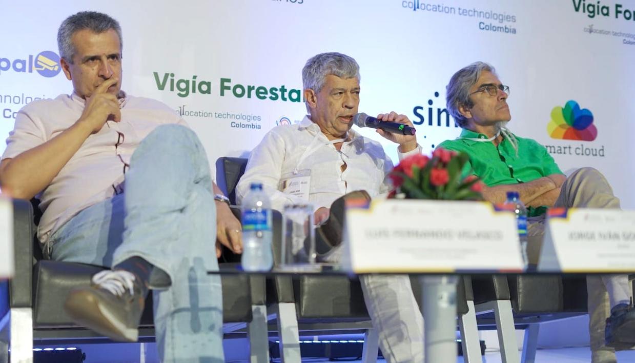 El Director de Planeación Nacional, Jorge Iván González, interviniendo en el acto.