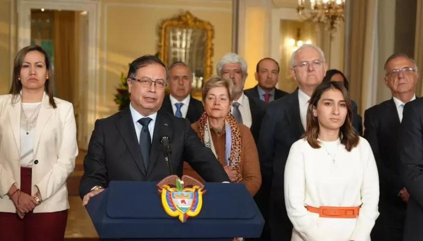 Presidente Gustavo Petro y su gabinete ministerial.