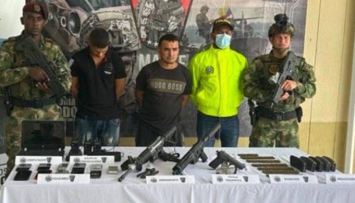 Los dos presuntos integrantes del 'Clan del Golfo' capturados. 