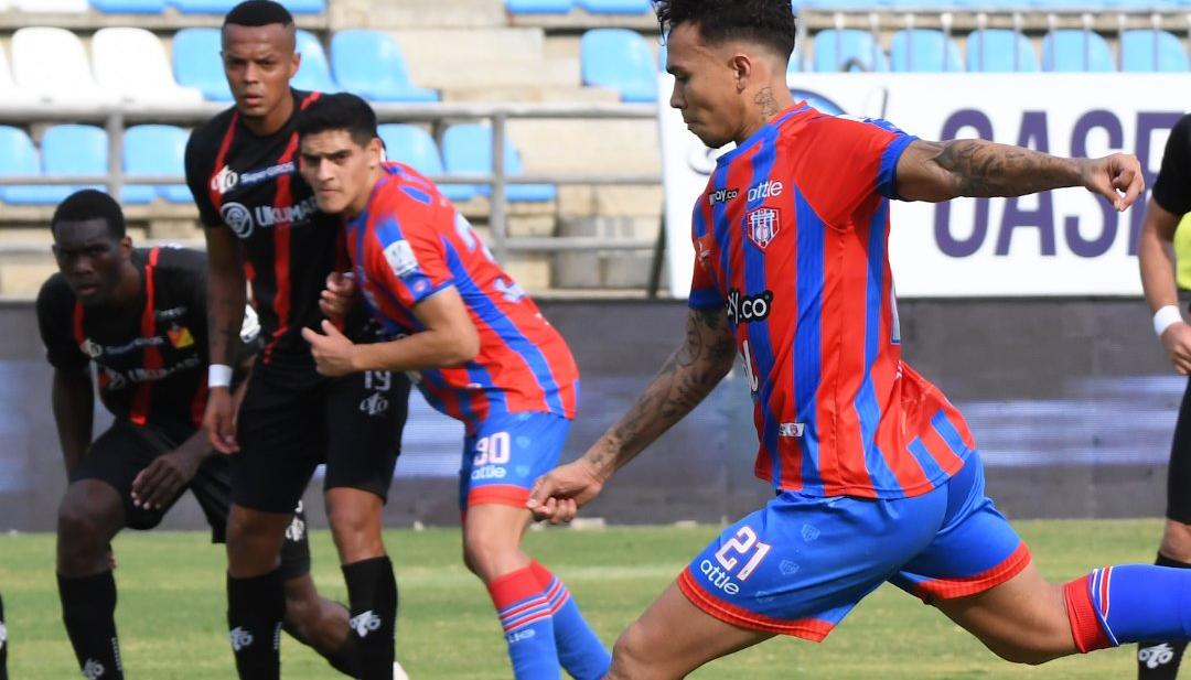 Ricardo 'Caballo' Márquez malogró esta pena máxima cuando el partido estaba 2-0.