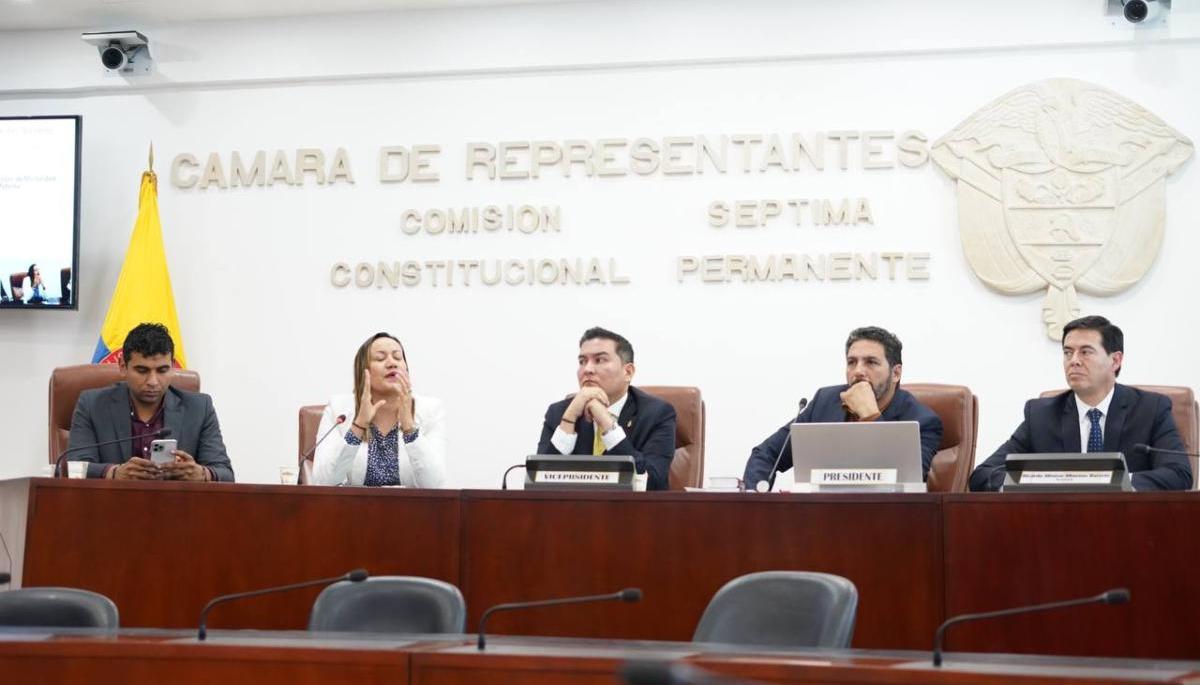 Comisión Séptima de la Cámara de Representantes.