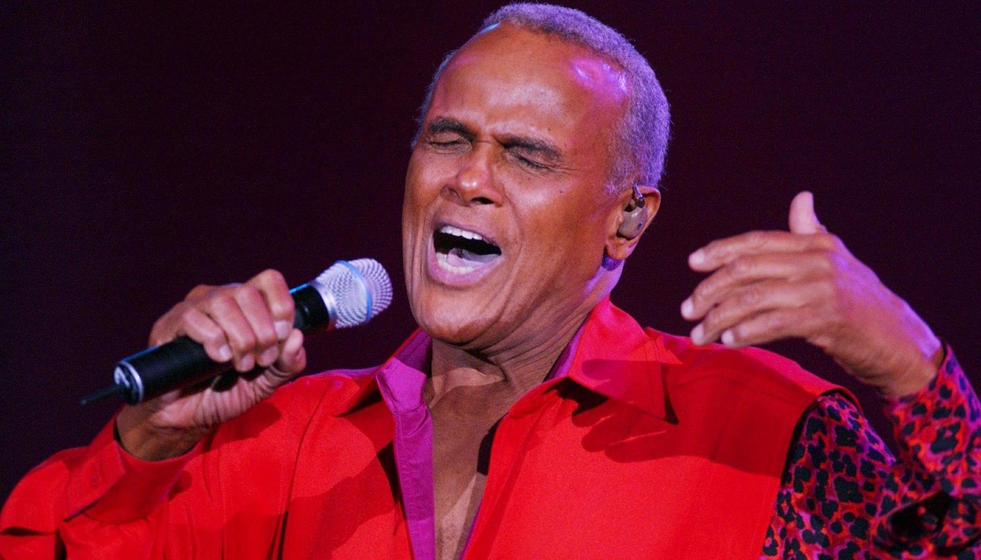 Harry Belafonte es de los pocos artistas que ganó un Emmy, un Grammy, un Óscar y un Tony.