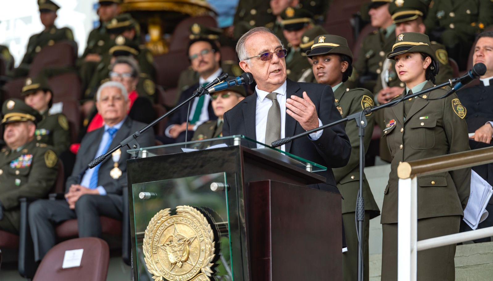 Iván Velásquez, Ministro de Defensa