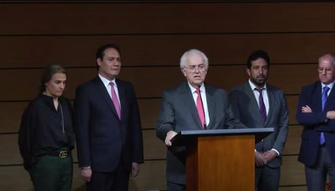 El ministro de Hacienda, José Antonio Ocampo, en su intervención ante la prensa.
